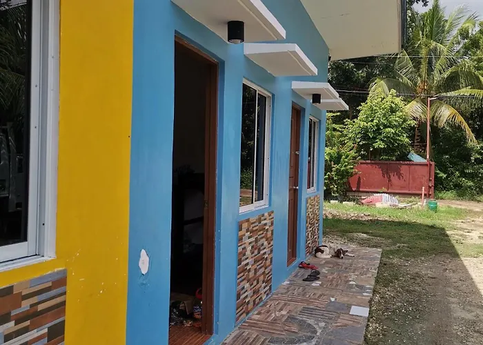 Ollie's Place - By Elois Hostel